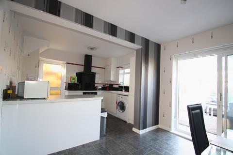 38 Daleside, Orpington, BR6 6EQ