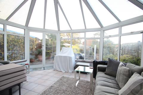 38 Daleside, Orpington, BR6 6EQ