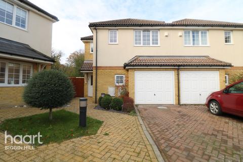 29 Dowding Road, Biggin Hill, Westerham, TN16 3BG