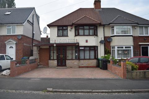 38 Broadmoor Avenue, Oldbury, B68 9AQ