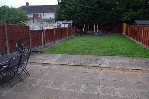 38 Broadmoor Avenue, Oldbury, B68 9AQ