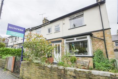 10 Ash Grove, Pudsey, LS28 8PA