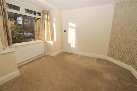 10 Ash Grove, Pudsey, LS28 8PA