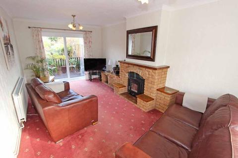 28 Ashenden Rise, Wolverhampton, WV3 8LE