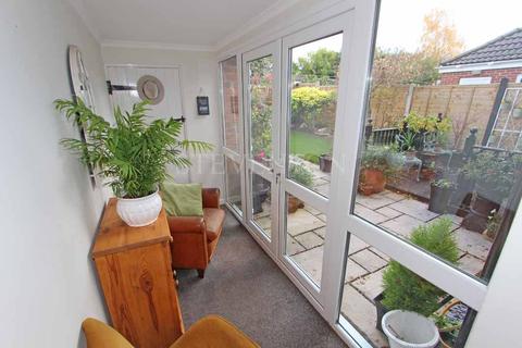 28 Ashenden Rise, Wolverhampton, WV3 8LE