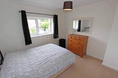 28 Ashenden Rise, Wolverhampton, WV3 8LE