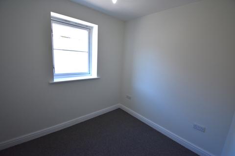 2 bedroom flat to rent, 33a Great Park Street, Wellingborough NN8