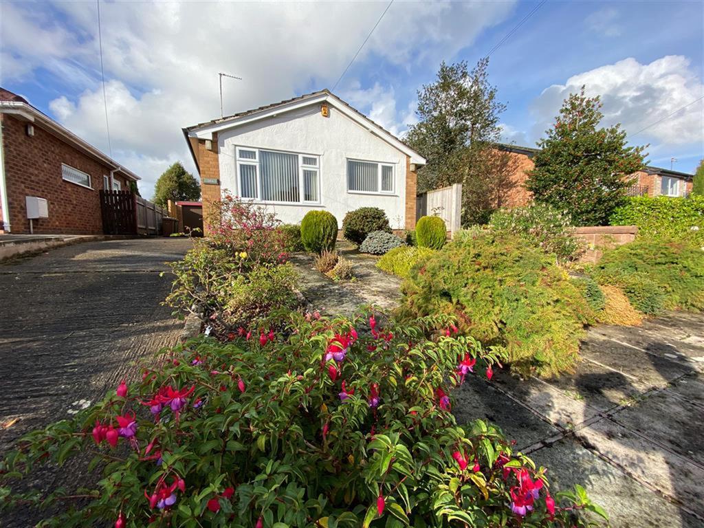 Birch Road, Bebington, Wirral, CH63 7RJ 2 bed detached bungalow £230,000