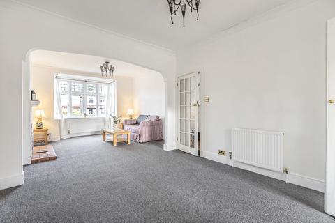 29 Ashwater Road, London, SE12 0LB