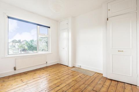 29 Ashwater Road, London, SE12 0LB