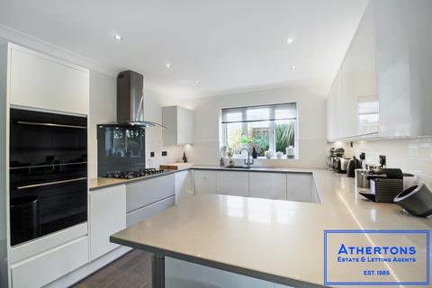 30a Tregonwell Road, Bournemouth, BH2 5NS