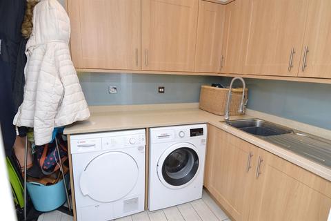 17 Blackberry Way, Whitstable, CT5 3BS