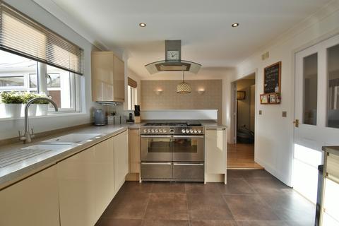 44 Forest Edge Way, Burton-on-trent, DE13 0PQ