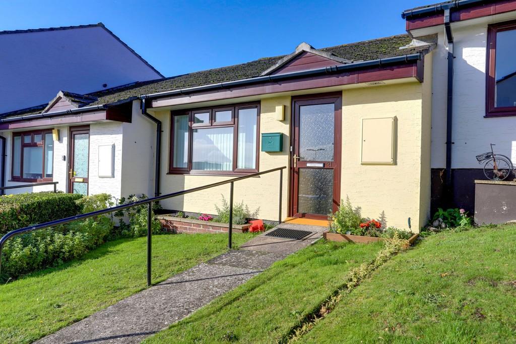 Court, 1 bed terraced bungalow for sale £115,000