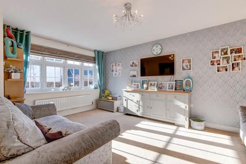 30 Boehm Drive, Alcester, B49 6FG