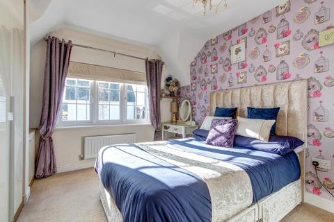 30 Boehm Drive, Alcester, B49 6FG