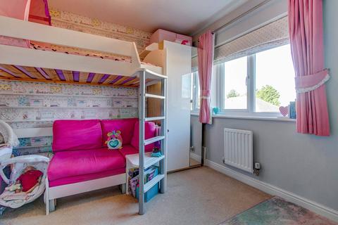 30 Boehm Drive, Alcester, B49 6FG