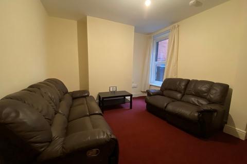 7 bedroom terraced house to rent, Shakespeare Avenue