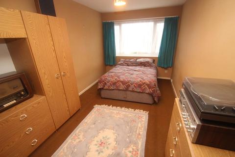 32 Cherry Croft, Wick, Littlehampton, BN17 7NT