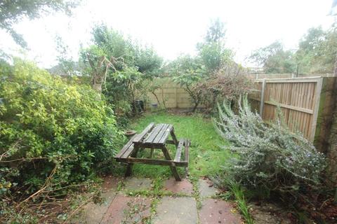 32 Cherry Croft, Wick, Littlehampton, BN17 7NT
