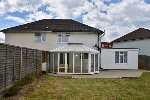 6 bedroom detached house to rent, Frobisher Avenue, Wallisdown