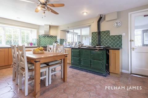 41 Gretton Road, Harringworth, Corby, NN17 3AD