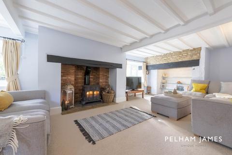 41 Gretton Road, Harringworth, Corby, NN17 3AD
