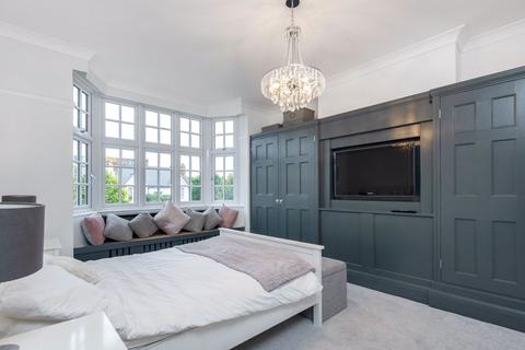 21 Crescent Road, Sidcup, DA15 7HN