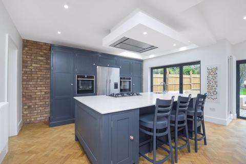 21 Crescent Road, Sidcup, DA15 7HN