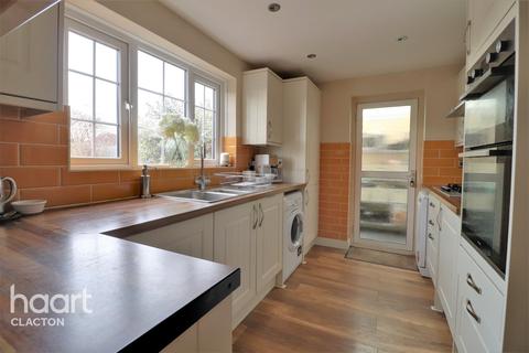 14 Chilburn Road, Clacton-on-sea, CO15 4NX