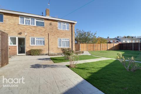 60 Long Gages, Basildon, SS14 2DT