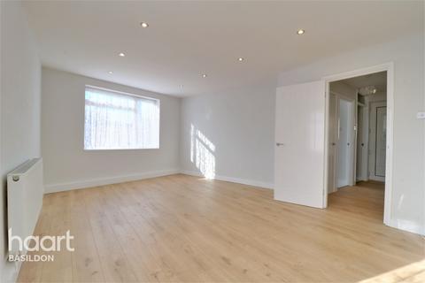 60 Long Gages, Basildon, SS14 2DT