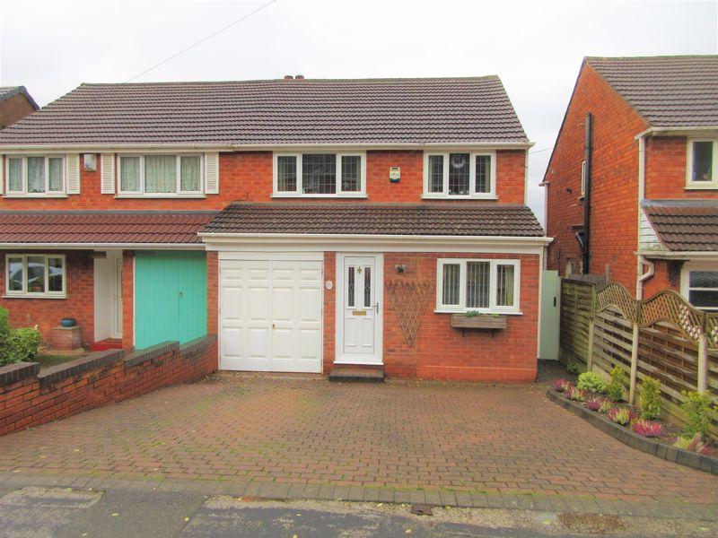 Park Farm Road, Great Barr 3 bed semidetached house £240,000