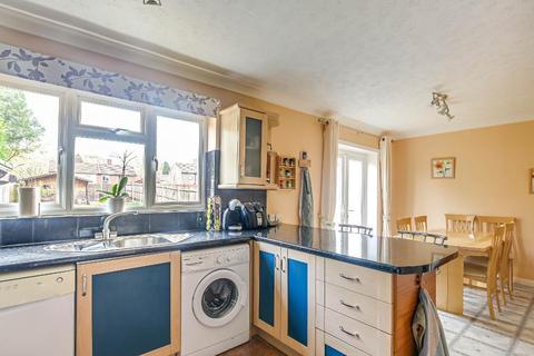 20 Ansley Close, South Croydon, CR2 9BQ