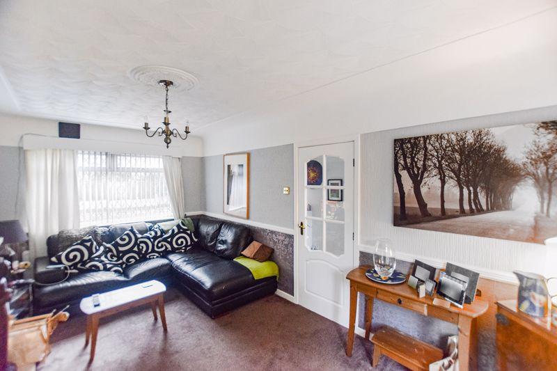 Coronation Drive, Penketh 3 bed semidetached house £220,000