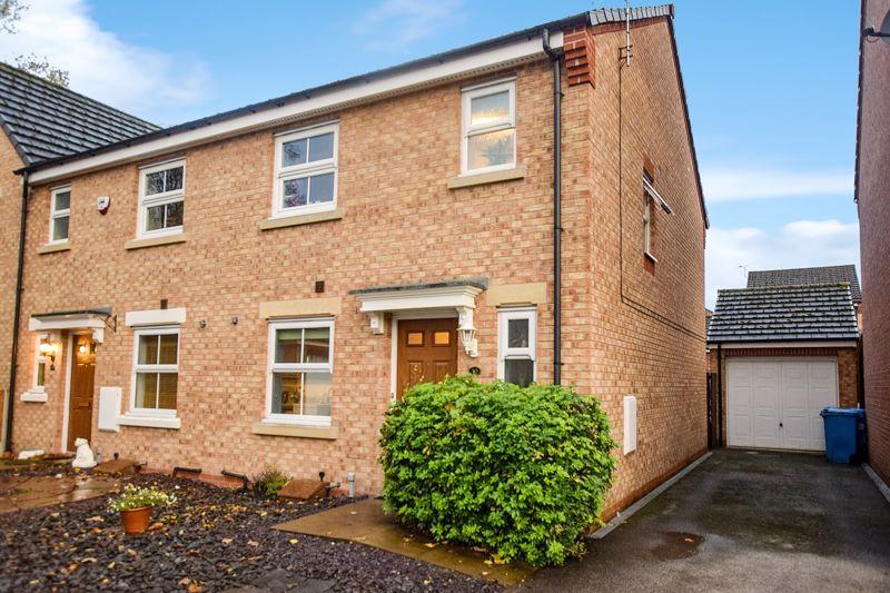 Nazareth House Lane, Widnes 3 bed semidetached house £155,000