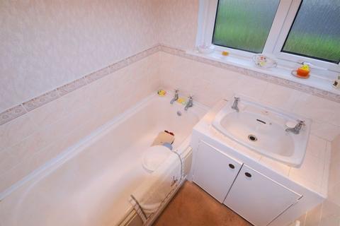 5 Ennisdale Drive, Wirral, CH48 6DU