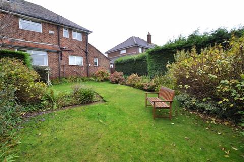5 Ennisdale Drive, Wirral, CH48 6DU