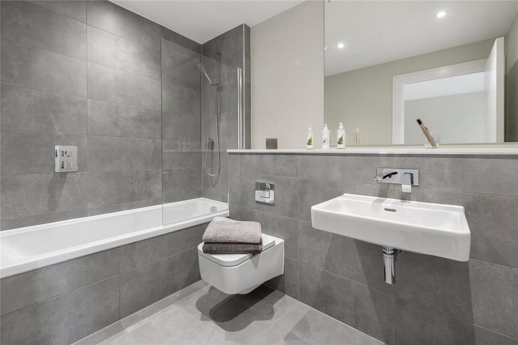 Cubis Show Home