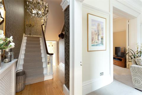 1 Buckingham Vale, Bristol, BS8 2BU