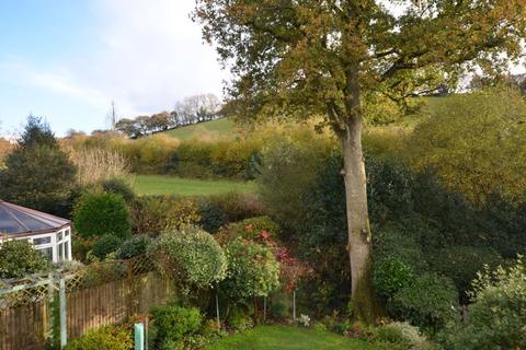 17 Grenville Meadows, Lostwithiel, PL22 0JS