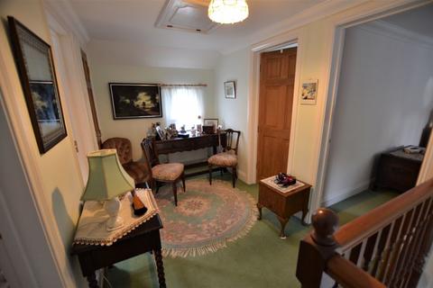 17 Grenville Meadows, Lostwithiel, PL22 0JS