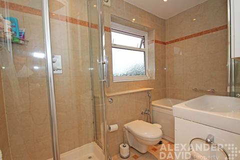 2 Windsor Avenue, Edgware, HA8 8SR