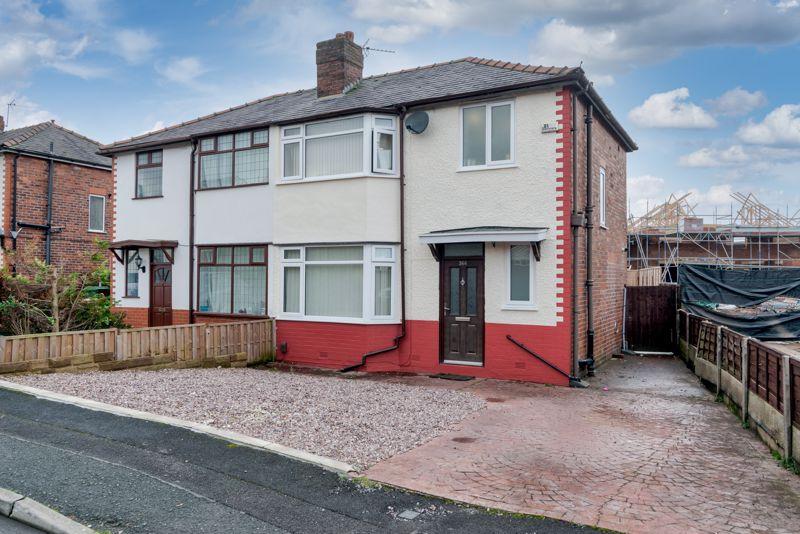 Tempest Road, Chew Moor, Lostock, Bolton, Lancashire. *NO CHAIN* 3 bed