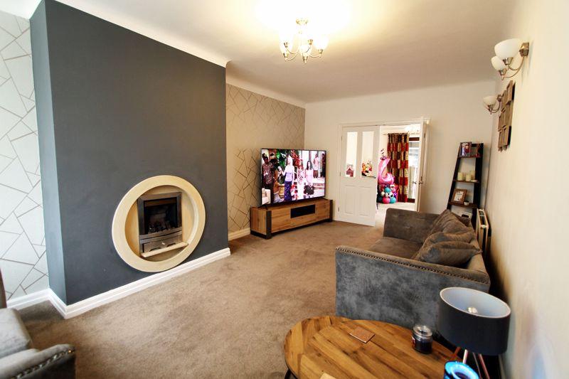 Tempest Road, Chew Moor, Lostock, Bolton, Lancashire. *NO CHAIN* 3 bed