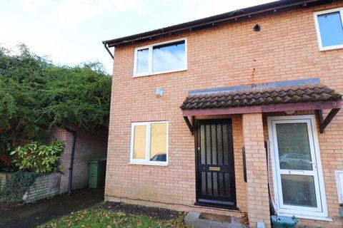 2 bedroom semi-detached house to rent, Lysander Court, Gloucester