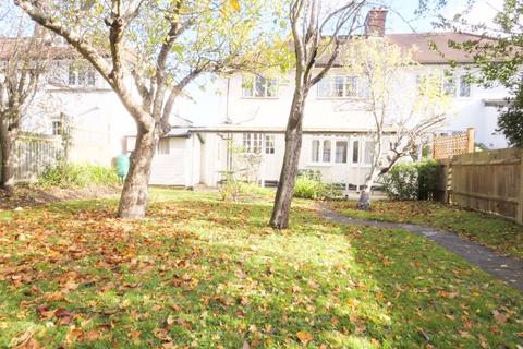 29 Highview Avenue, Edgware, HA8 9TX