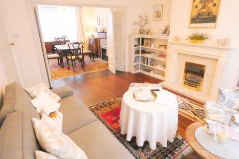 29 Highview Avenue, Edgware, HA8 9TX