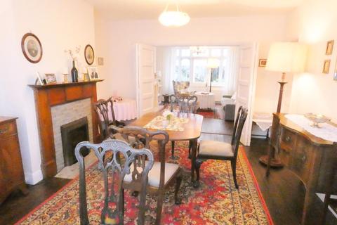29 Highview Avenue, Edgware, HA8 9TX