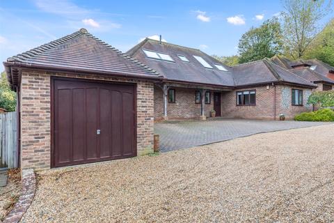 Maylea Ashcombe Lane, Kingston, Lewes, BN7 3JZ